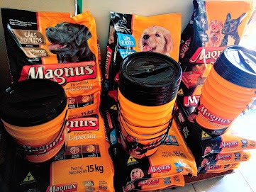 Linha de produtos e rações para cães